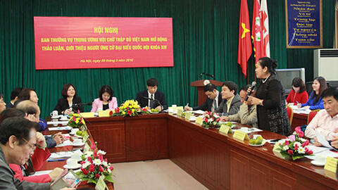 Giới thiệu Chủ tịch Trung ương Hội Chữ thập đỏ Việt Nam Nguyễn Thị Xuân Thu ứng cử đại biểu Quốc hội khóa XIV