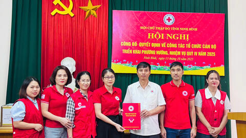 HỘI CHỮ THẬP ĐỎ TỈNH NINH BÌNH TỔ CHỨC HỘI NGHỊ CÔNG TÁC TỔ CHỨC CÁN BỘ, TRIỂN KHAI NHIỆM VỤ QUÝ IV NĂM 2025