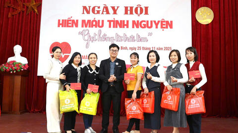 Hội Chữ thập đỏ tỉnh Ninh Bình tổ chức Ngày hội Hiến máu tình nguyện tại các phường Đông A, Mỹ Lộc và Phù Vân