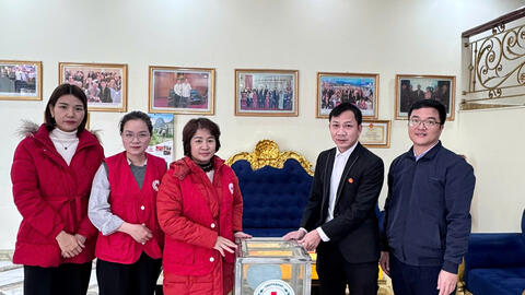 Hội Chữ thập đỏ tỉnh Ninh Bình tiếp nhận và kiểm kê thùng Quỹ Nhân đạo tại Nhà hàng Tre Việt New