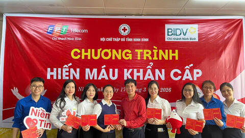 TIẾP NHẬN TRÊN 300 ĐƠN VỊ MÁU TẠI CHƯƠNG TRÌNH HIẾN MÁU KHẨN CẤP NGÀY 17/3