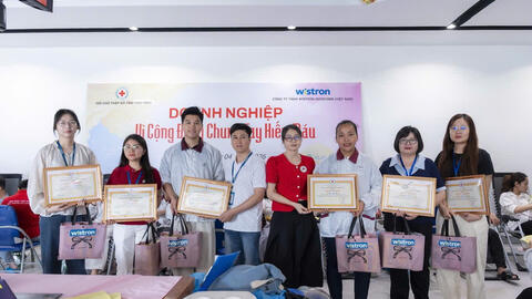 Công ty Wistron Infocomm Việt Nam hiến tặng 249 đơn vị máu, biểu dương 19 cá nhân tiêu biểu trong phong trào hiến máu tình nguyện