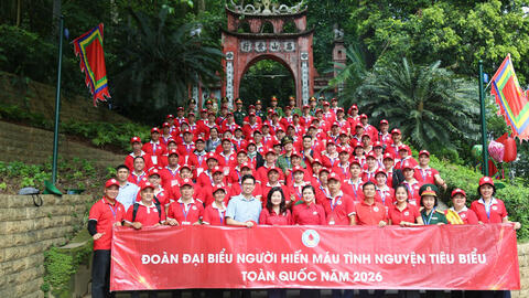 HAI ĐẠI DIỆN TỈNH NINH BÌNH ĐƯỢC TÔN VINH TẠI CHƯƠNG TRÌNH NGƯỜI HIẾN MÁU TÌNH NGUYỆN TIÊU BIỂU TOÀN QUỐC NĂM 2026